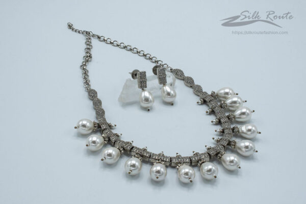 Filigree Pearl Necklace and Earrings Set